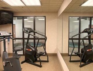 Hotel Wingate By Wyndham-indianapolis Airport