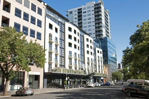 Hotel Mantra On Hindmarsh Square