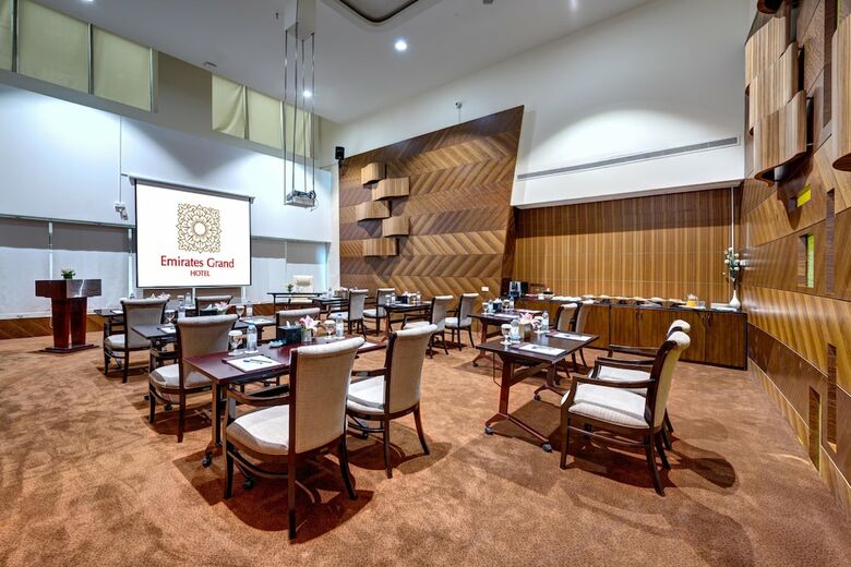 Emirates Grand Hotel