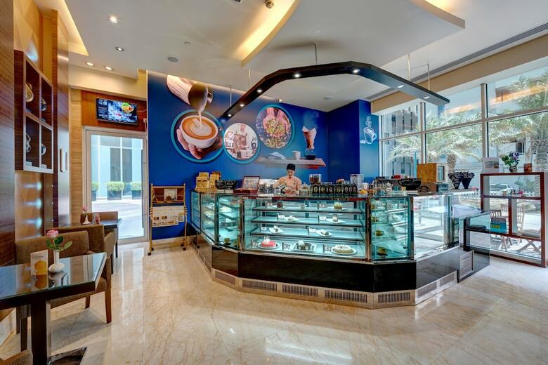 Emirates Grand Hotel