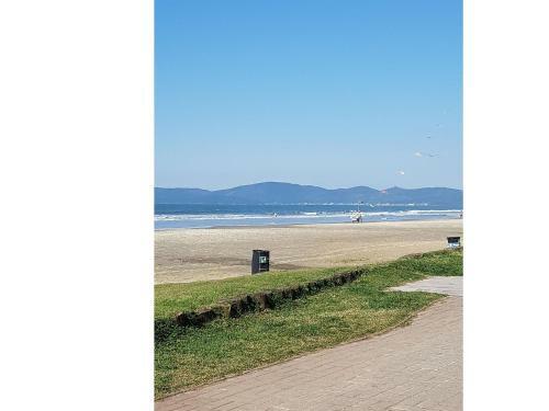Apartamento A Poucos Metros Do Mar! Com Servi�o De Hotelaria