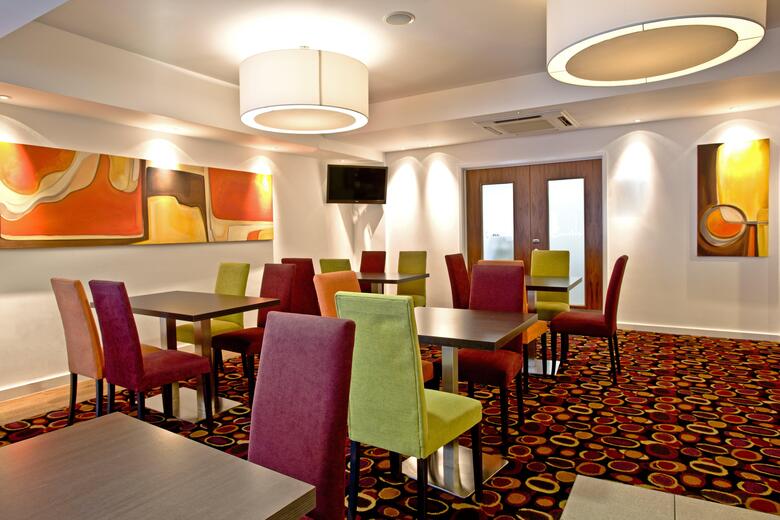 Hotel Holiday Inn Express Birmingham - South A45