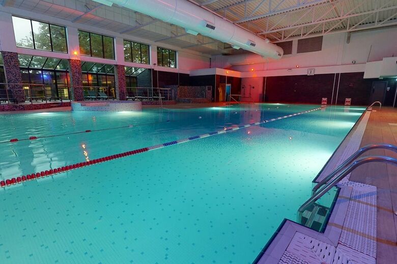 Village Cardiff - Hotel & Leisure Club