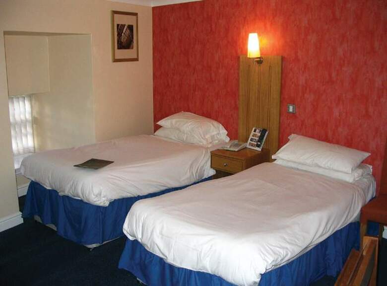 Stay Central Hotel