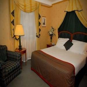 Hotel Carlton George