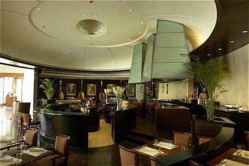 Hotel The Grand