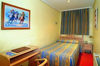 Hostal Plaza D'ort