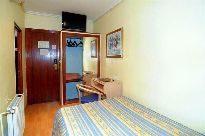 Hostal Plaza D'ort