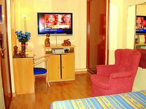 Hostal Plaza D'ort