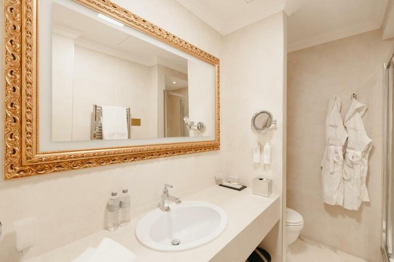 Grand Hotel Yerevan