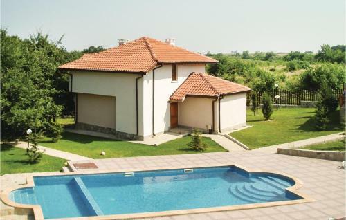 Lagoon Villas