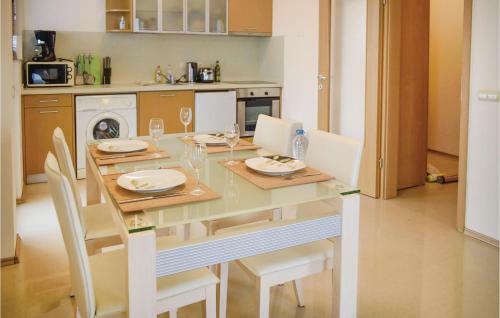 Two-bedroom Apartment In Balchik