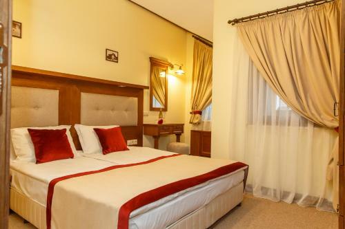 7 Pools Boutique Hotel & Spa