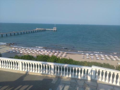 Apartamentos Flora Beach 3