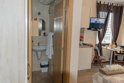 Apartamentos Flora Beach 3