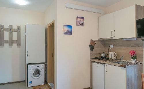 Apartamentos Flora Beach 3