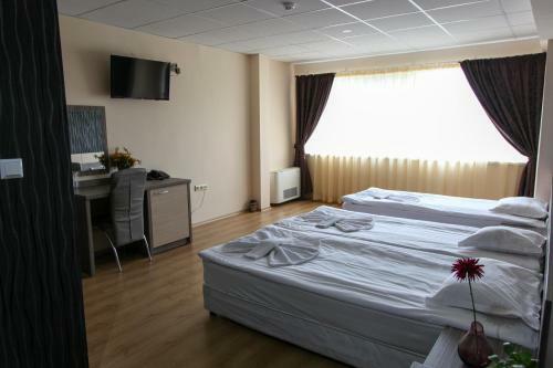 Hotel City