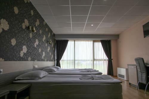 Hotel City