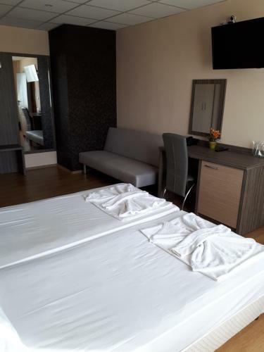 Hotel City