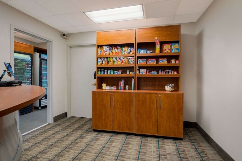 Hotel Mainstay Suites
