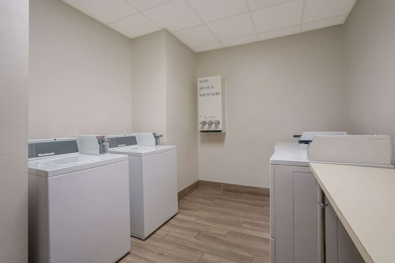 Hotel Mainstay Suites