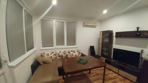 Single Apartment Elit