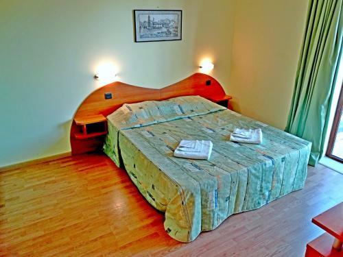Hostal Golden House Private Aps