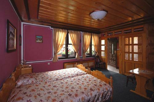 Hostal Encheva Guest House