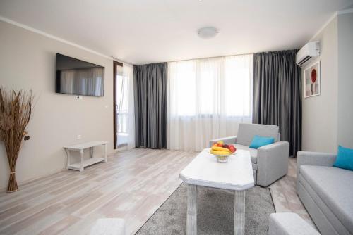 Hotel Oasis Del Sol ***