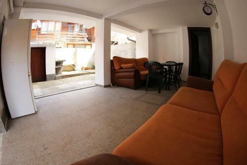 Hostal Aurora Guest House