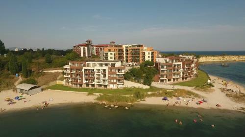 Akrotiria Beach Apart Complex