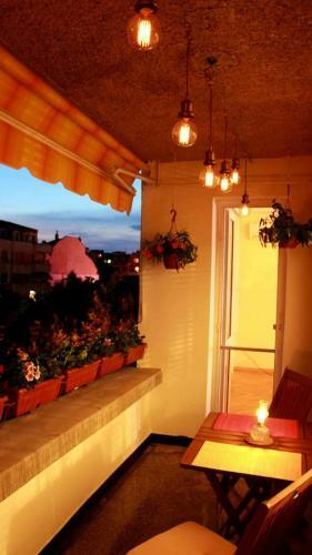 Happy Apartment