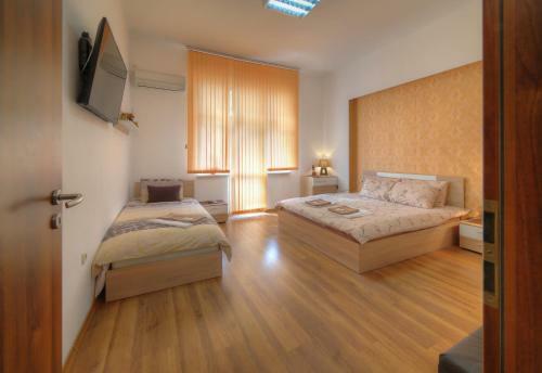 Hostal Guest House Center