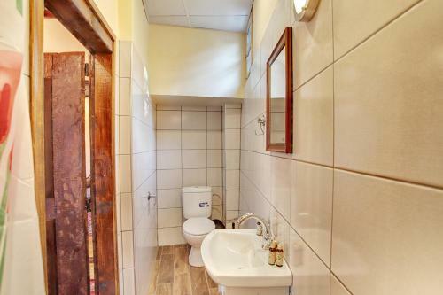 Hostal Photo House