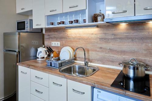 Hostal Apartment Sea Waves