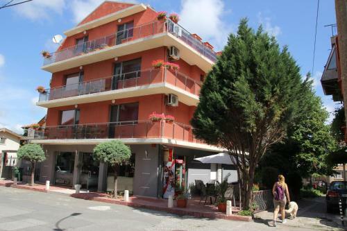 Hotel Elly