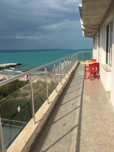 Oranage Apartments