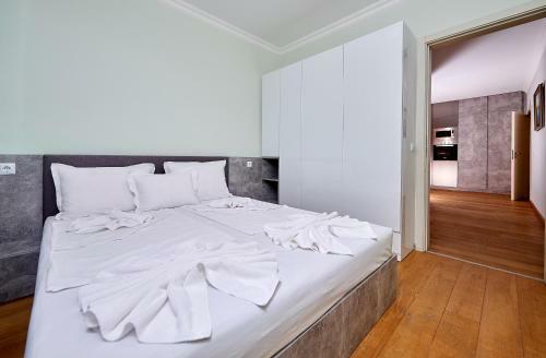 Botabara Del Mar Apartments