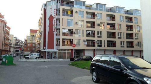 Dani 1 Apartments