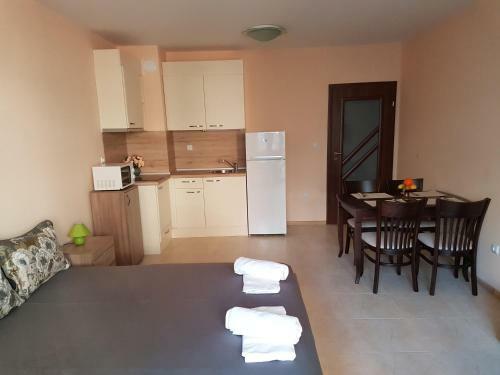 Veleka Apartments