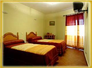 Hotel Hostal Hueso