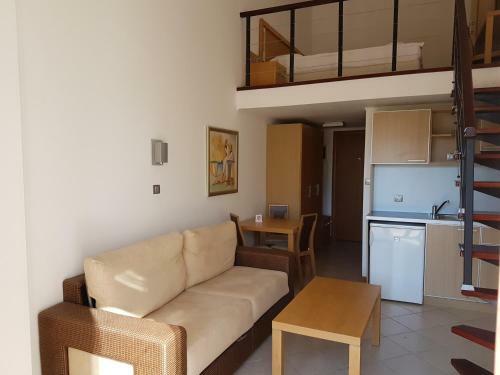 Hotel Emerald Beach Resort & Spa