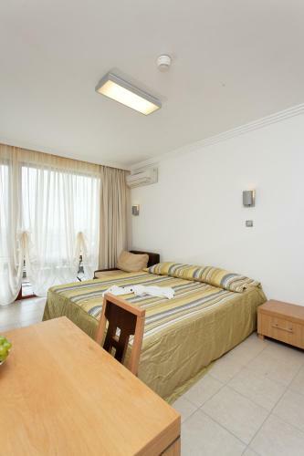 Hotel Emerald Beach Resort & Spa
