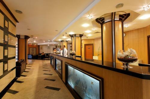 Hotel Emerald Beach Resort & Spa