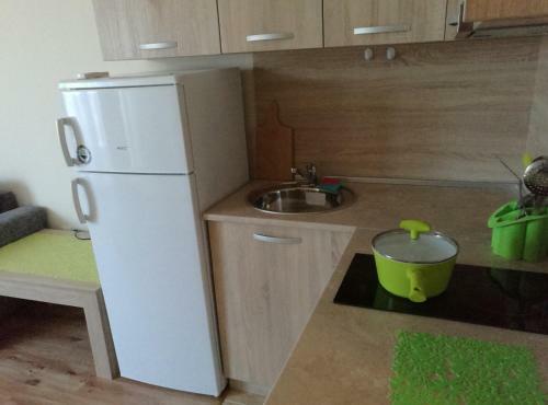 Mellia Park Apartment