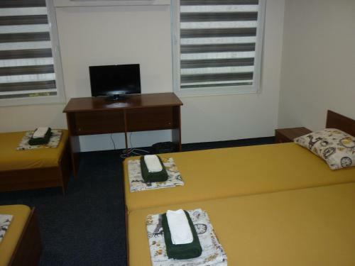 Hostal Yalta Guest House
