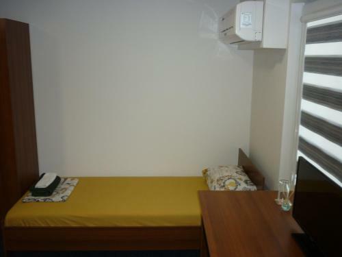 Hostal Yalta Guest House