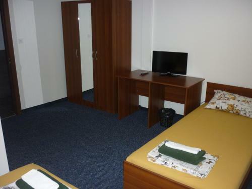 Hostal Yalta Guest House