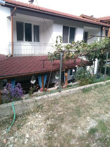 Hostal Father's House