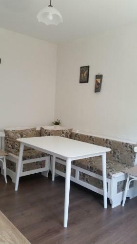 Hostal Villa Etno